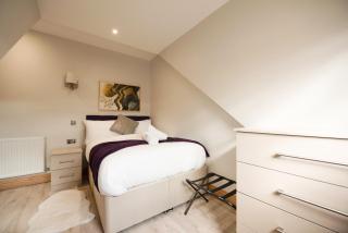 Elm House - 7