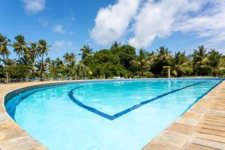 2 Bedroom Beach front Apartment - Diani Beach - 4