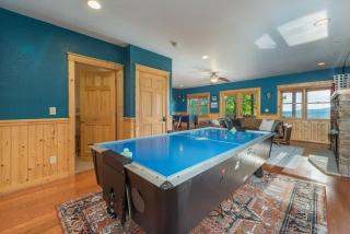 The Skybox Cabin Stunning Views HotTub Game Room - Swiss - 6