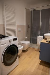 Stylish Grey Apartment - 5 Minutes from the Lake - 1