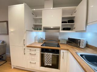 Brand New Central Apartment Southampton with Parking & SuperKing Bed - Sleeps up to 4 - Southampton - 4