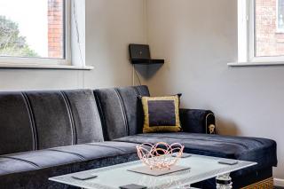 Lavish 2BR Bungalow Retreat in Birkenhead - Birkenhead - 5
