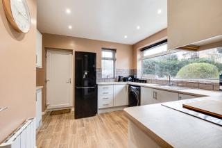 Lavish 2BR Bungalow Retreat in Birkenhead - Birkenhead - 6