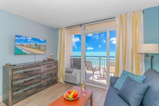 Newly Renovated 1 Bedroom Condo- Oceanfront Views! Boardwalk 1139 - Myrtle Beach - 0
