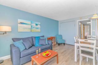 Newly Renovated 1 Bedroom Condo- Oceanfront Views! Boardwalk 1139 - Myrtle Beach - 7