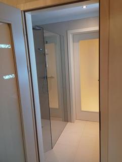 Spacious modern 3 bedroom aparment - Prague - 1