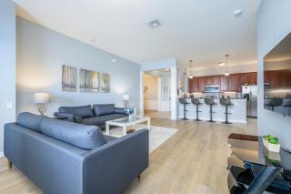 New Listing! Lakeview Condo, Vista Cay - 1017 - Orlando - 6