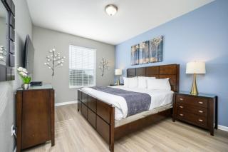 Epic Universe Beautiful Lakeview Condo, Vista Cay Orlando - 3013 - Orlando - 3