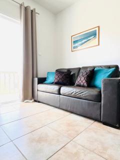 Cosy Sunny One Bedroom Apartment - 3