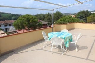 Numana, 600 mt mare trilocale con ampia terrazza vista mare - 9