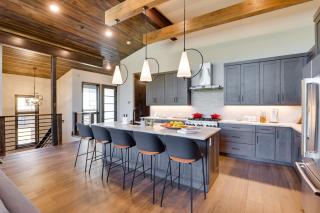 Mountain Home with Hot Tub, Near WP Resort! - 5