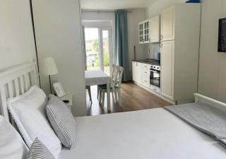 Stone & Salt Studio Apartment - 8