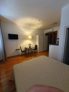 Pleasant home apartments - 6