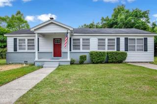 Centrally Located Midtown Cottage-HistoricDistrict - Mobile - 9