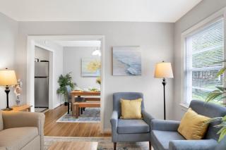 Centrally Located Midtown Cottage-HistoricDistrict - 2