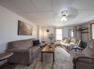 Wayfarer Inn - - 2
