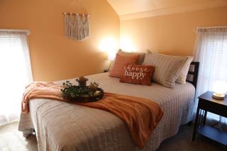 Wayfarer Inn - - 7