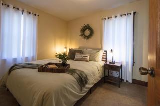 Wayfarer Inn - - 6