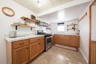 Wayfarer Inn - - 8