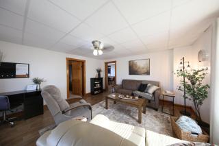 Wayfarer Inn - - 4