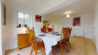 8 double beds in a 5 bedroom house, pets welcome - Epworth - 9