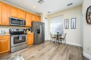 Epic Universe Beautiful Vacation Townhome - 4031 - 3