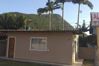Casa na Praia da Armação. - 2