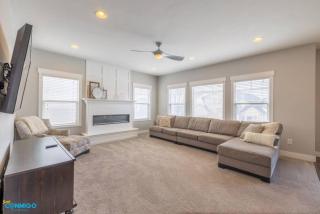 Oquirrh Mountain Haven - South Jordan - 4