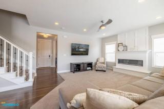 Oquirrh Mountain Haven - South Jordan - 3