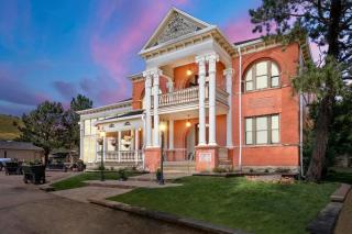 Cripple Creek Hospitality House - 7