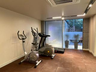 Saltstayz Premier - Near Golf Course Road & Sector 57 - 6