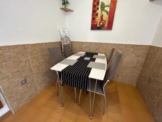 Lovely newly refurbished 1 Bedroom Flat Minutes From Sandy Beach,private terrace - Caleta De Fuste - 4