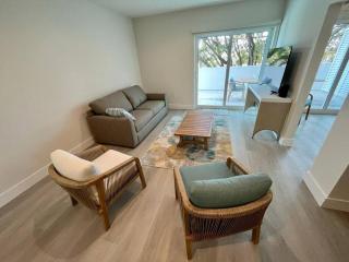 *Free Parking* Cozy Apartment - Hollywood - 2