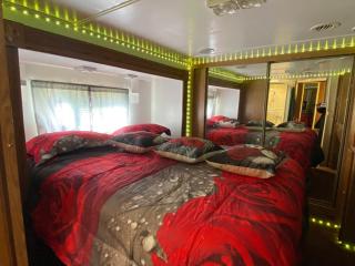Romantic getaway - Decatur - 8