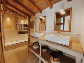 Domaine de Saint Florent - Piscine & Spa - 1