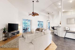 Salty Sands - Cape Coral - 6