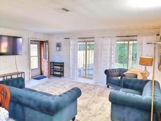 367 Porter Avenue - 2
