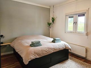 Beautiful holiday home with spacious garden - Voorthuizen - 8