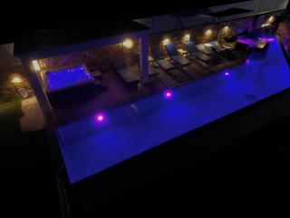 Heated Private Ozone Salt Pool, Jacuzzi, Cinema, Ping Pong, Billiard, Ps5, Playground, Big Chess - Villa Rokka Luxe - Císsamos - 8