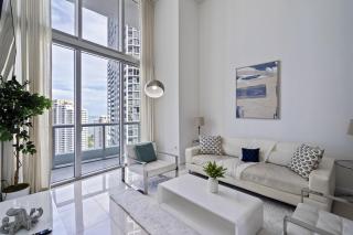 Icon 1 Bed With Water Views 16 ft Ceilings and Free Spa Access - Miami - 9