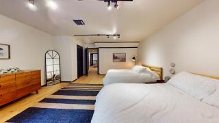 The Stone Mason - Large Modern Home on 5 Acres - 2 Hrs from NYC - 6