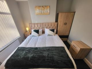 3 BDR, close to Manchester City and hospital - 4