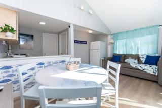 Hampton Beach Seaside Villa Unit 2 - 8
