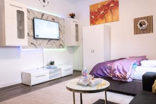 Superior 3 rooms, 4-8 guests, modern, Full equipped - 1