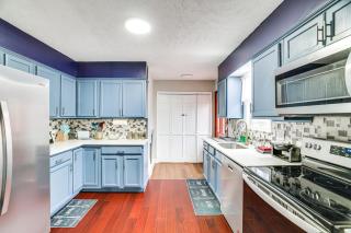 Hot Tub A Time to Remember Home in Tobyhanna! - Tobyhanna - 1