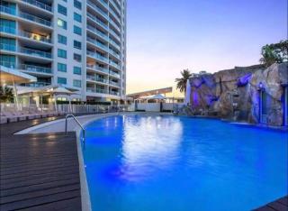 Mantra High Floor Beach Front Apartment - 4