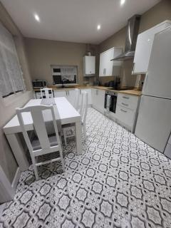 4 Bedrooms, 8 min to Manchester City! - Manchester - 6