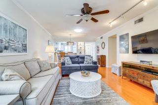 Walk to Shore Bradenton Beach Condo with Balcony! - Bradenton Beach - 7