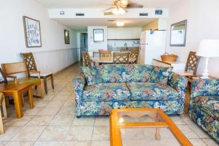 Beautiful Oceanfront Condo 911 - Myrtle Beach - 2