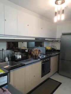 Saint Honore Executive: 6 guests, 5 beds, 2 bedrooms, 2 bathrms - 8